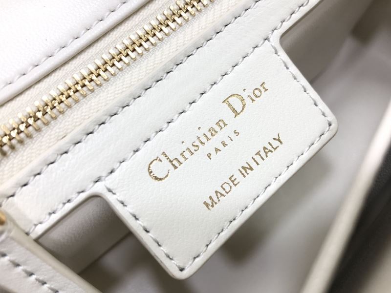 Christian Dior Montaigne Bags